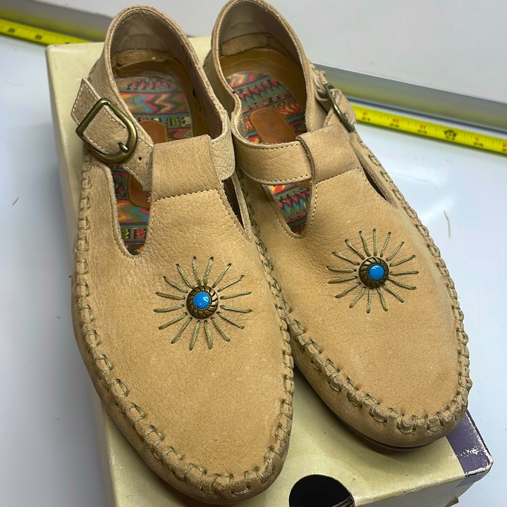 Hush Puppies Shoe Women’s Sz 9 1/2 N Genuine Leather Pecan Nubuck Moccasins